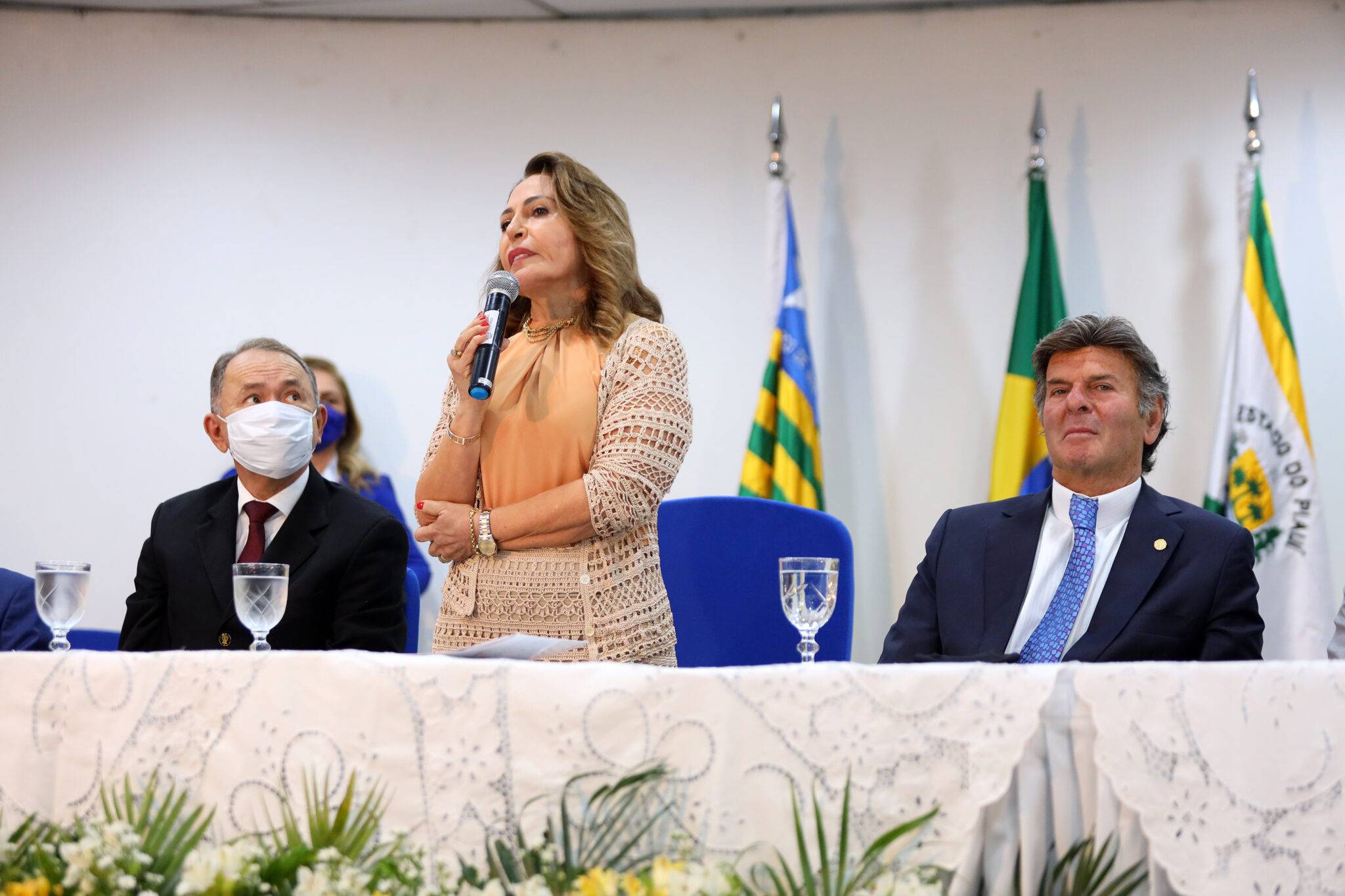 Presiodente do TCE-PI, conselheira Lilian Martins, com Antonio Neto e Luiz Fux